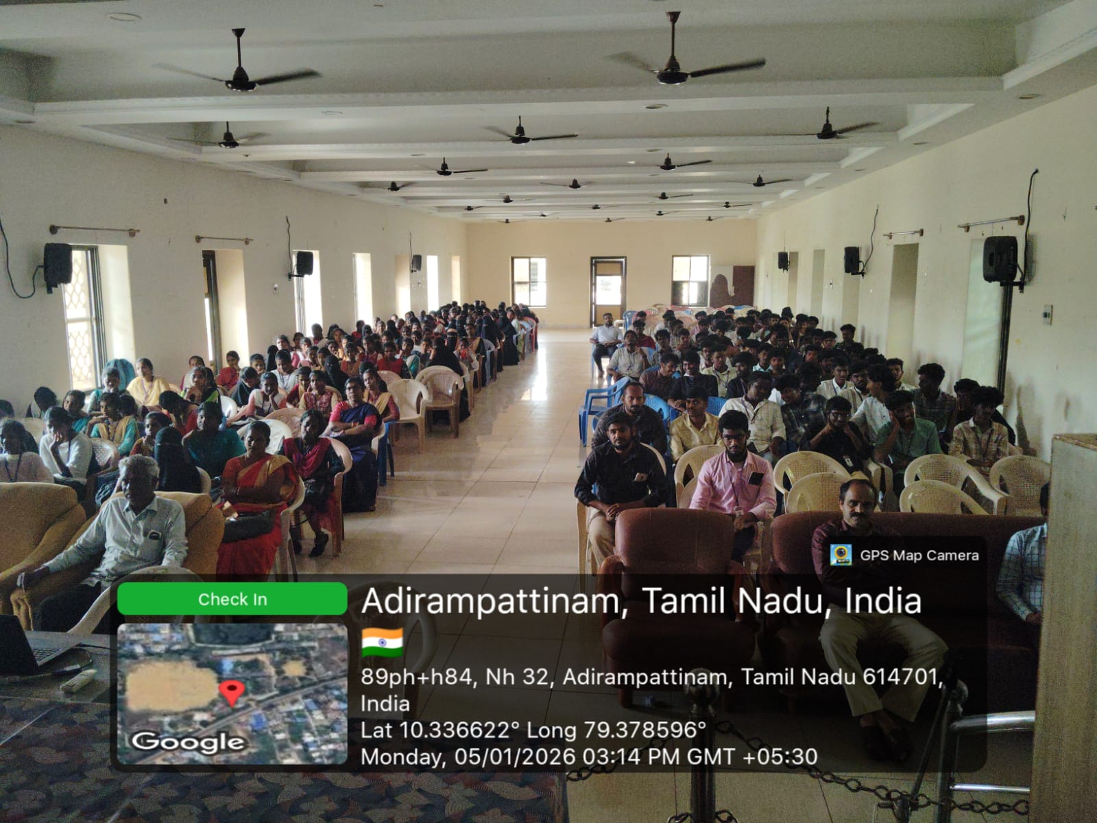 “உலகம் உங்கள் கையில்” இலவச மடிக்கணினி வழங்கும் விழா – நேரலை மூலம் மாணவர்கள் பார்வை